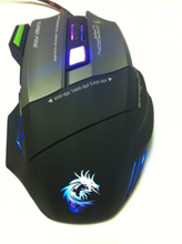Dragonwar G9 LED Gaming Mouse - 3200DPI - 8 touches programmables - Turbo Fire - Contrôleur de défilement + tapis de souris XL gratuit